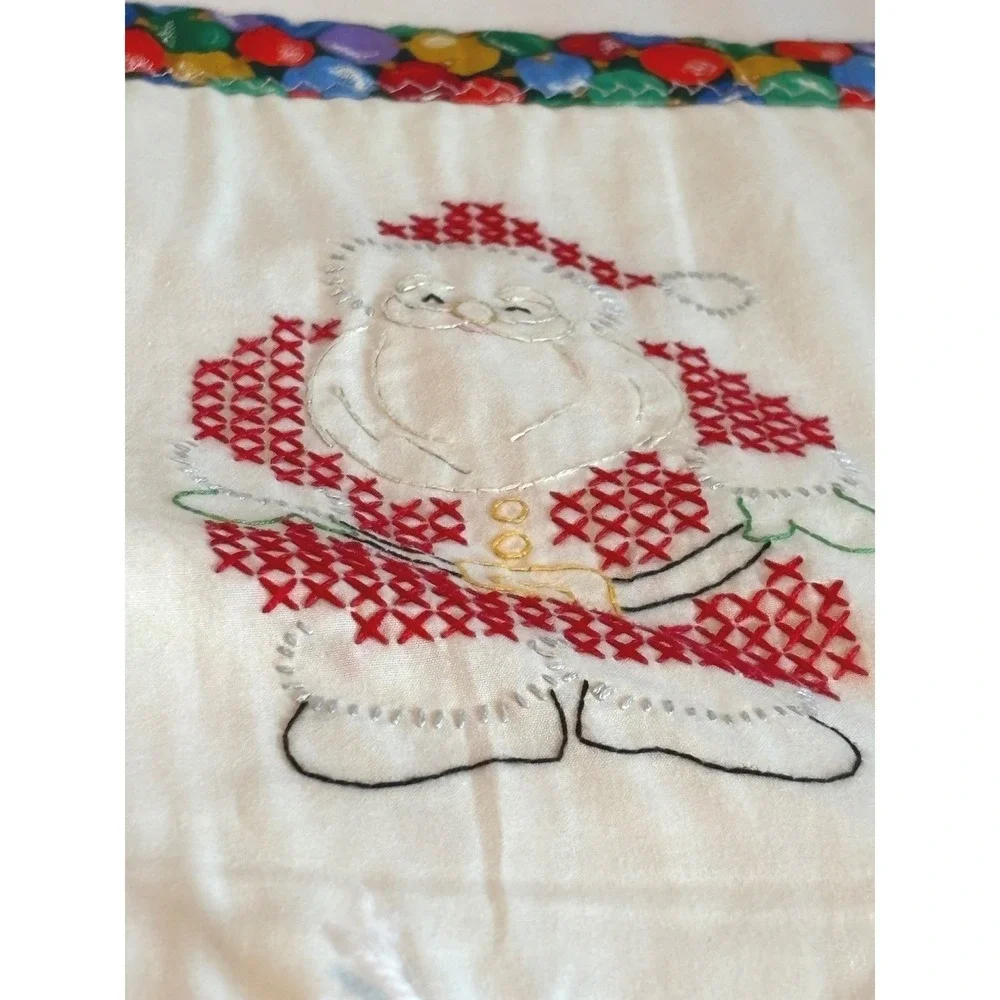 Hand Embroidered Quilt Decor Santa‎ Snowman Train Nutcracker Gift